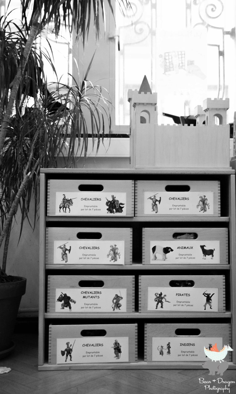 Chevaliers, pirates and indians, oh my!